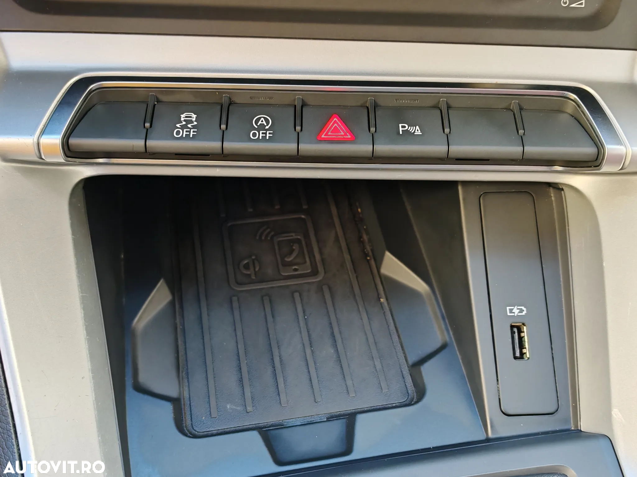 Audi Q3 2.0 35 TDI S tronic Advanced - 29