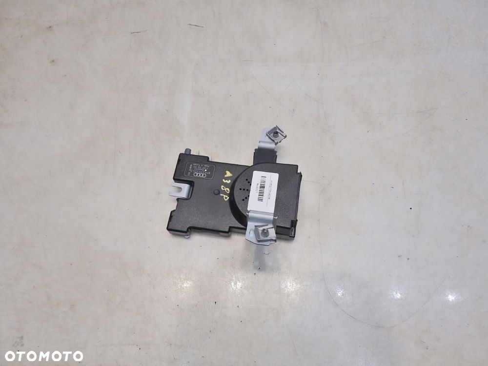 WZMACNIACZ ANTENY AUDI A3 8P 8P4035225D 7617310103 - 8