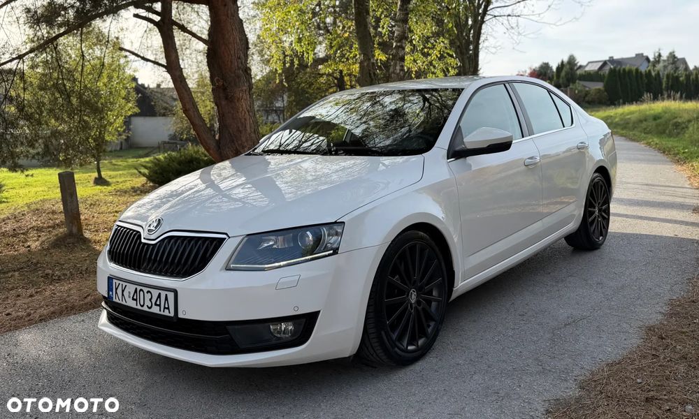 Skoda Octavia 2013 photo 2