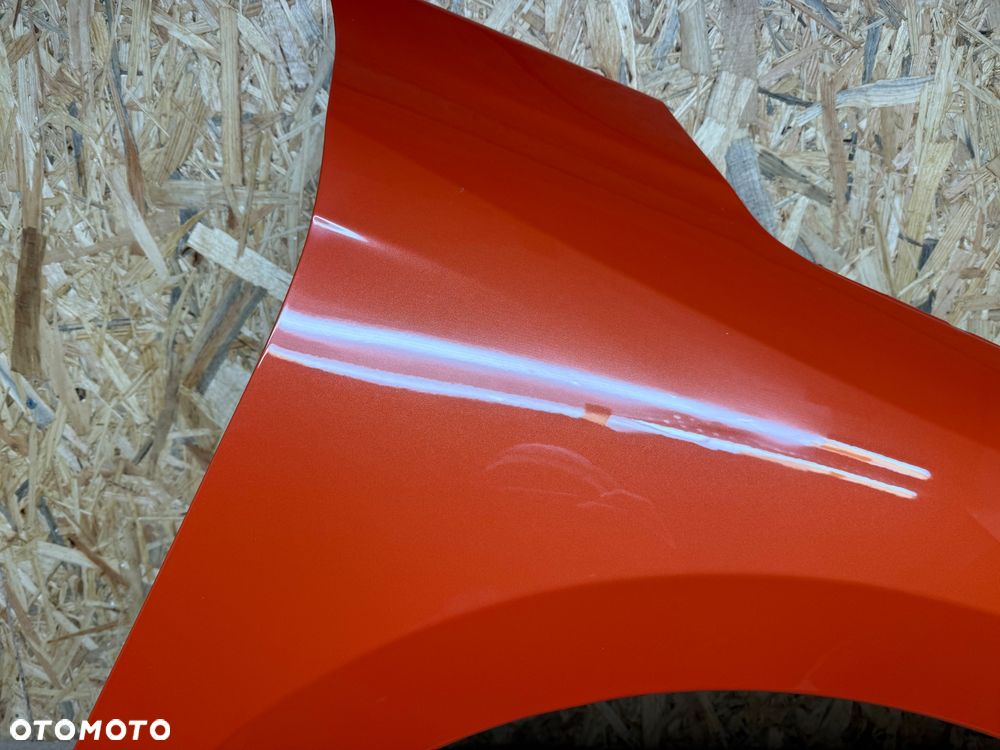 BŁOTNIK PRZÓD PRAWY PRZEDNI PRAWY OPEL CORSA F POMARAŃCZOWY - 23