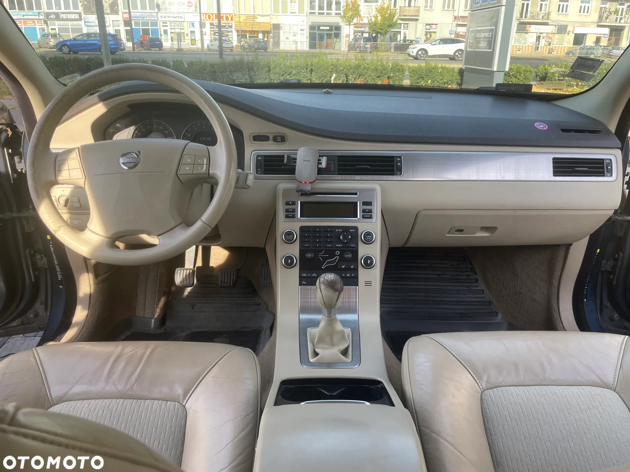 Volvo V70 2.0 Momentum - 9