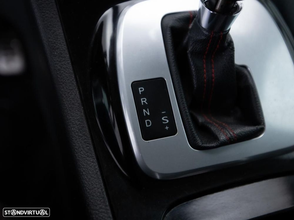 Ford S-Max - 16