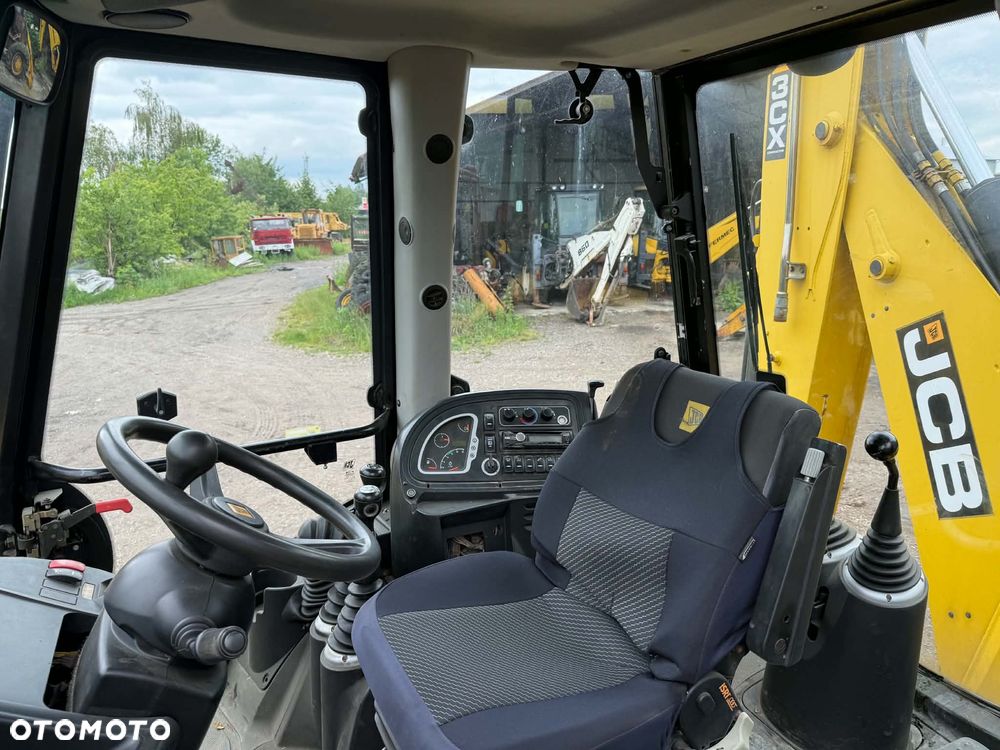 JCB 3CX Contractor - 7