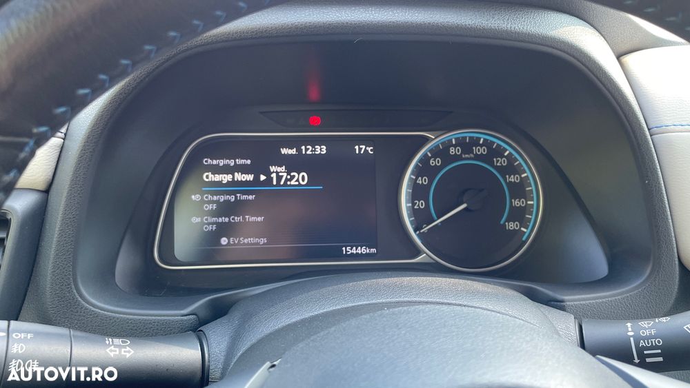 Nissan LEAF N-Connecta - 12