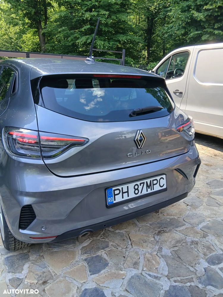 Renault Clio - 2
