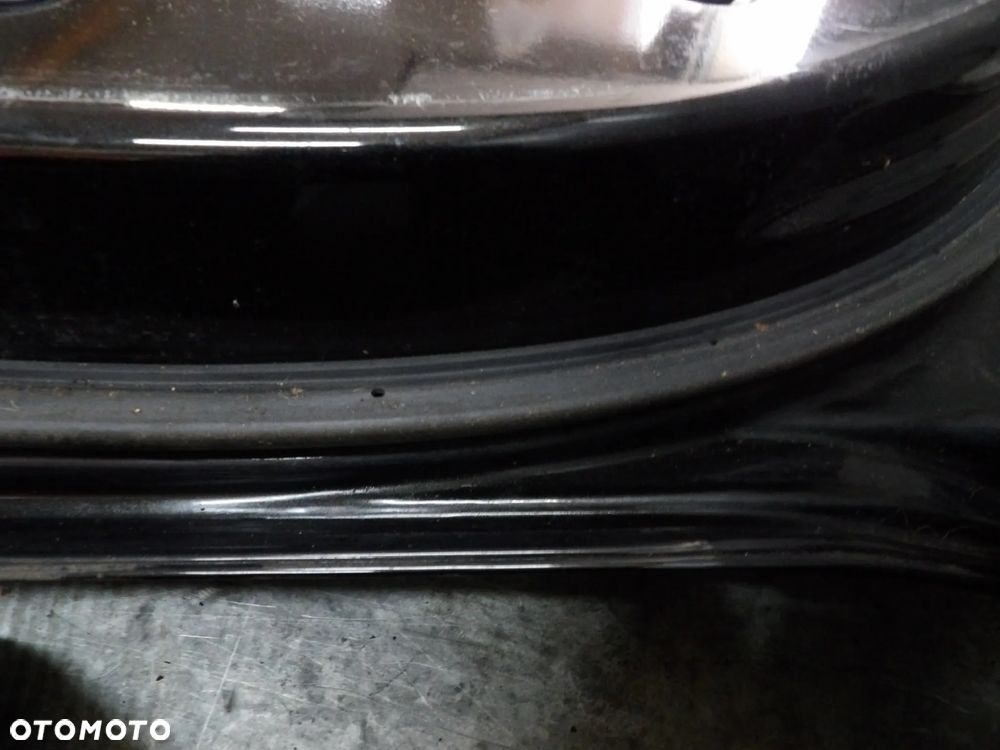 JEEP GRAND CHEROKEE WK2 DRZWI PRAWE TYŁ - 13
