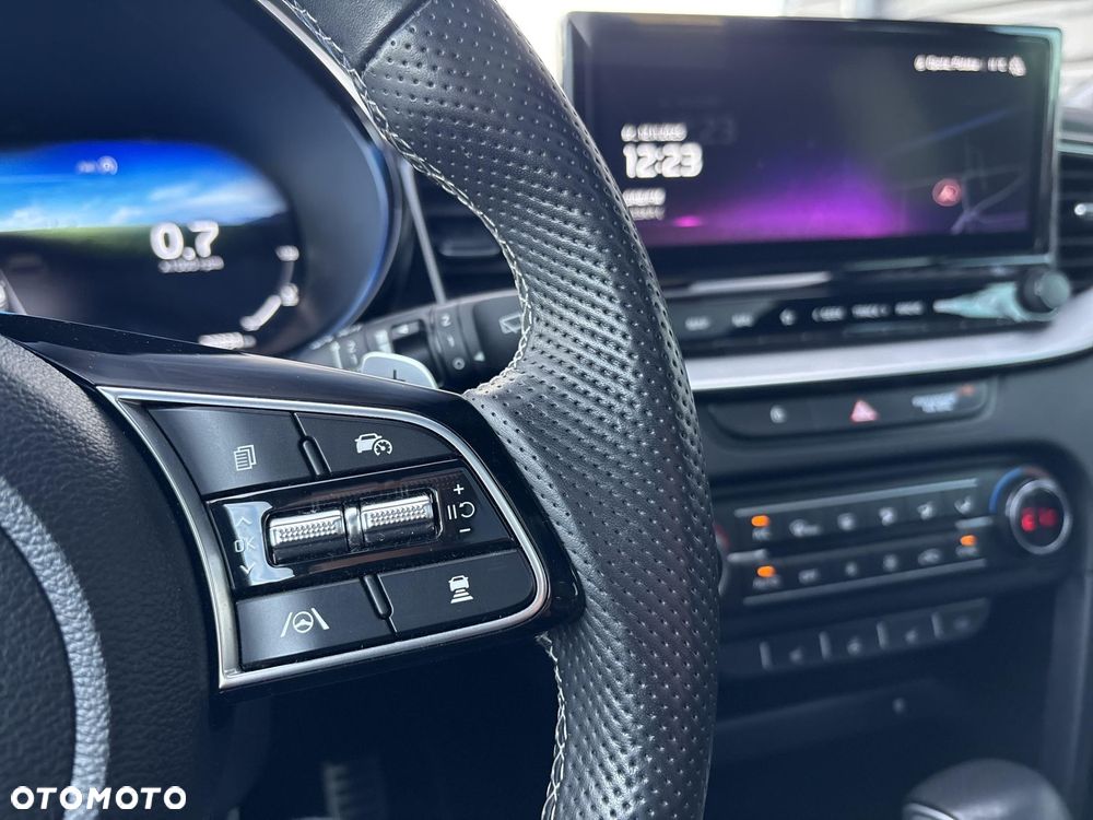 Kia ProCeed 1.5 T-GDI DCT7 OPF GT LINE - 21