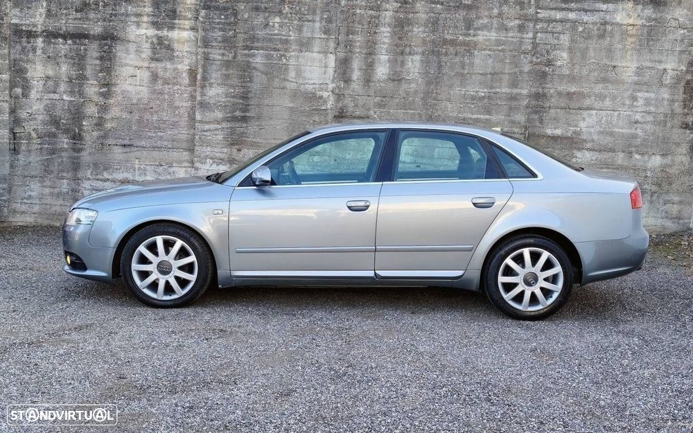 Audi A4 2.0 TDI S-line - 3