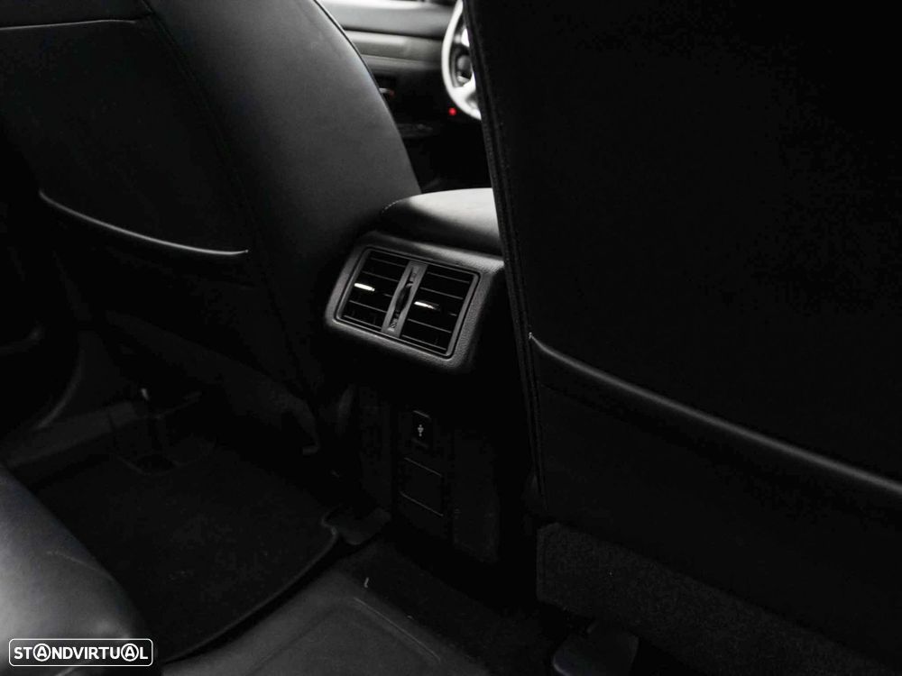 Mitsubishi Outlander 2.4 Instyle - 37