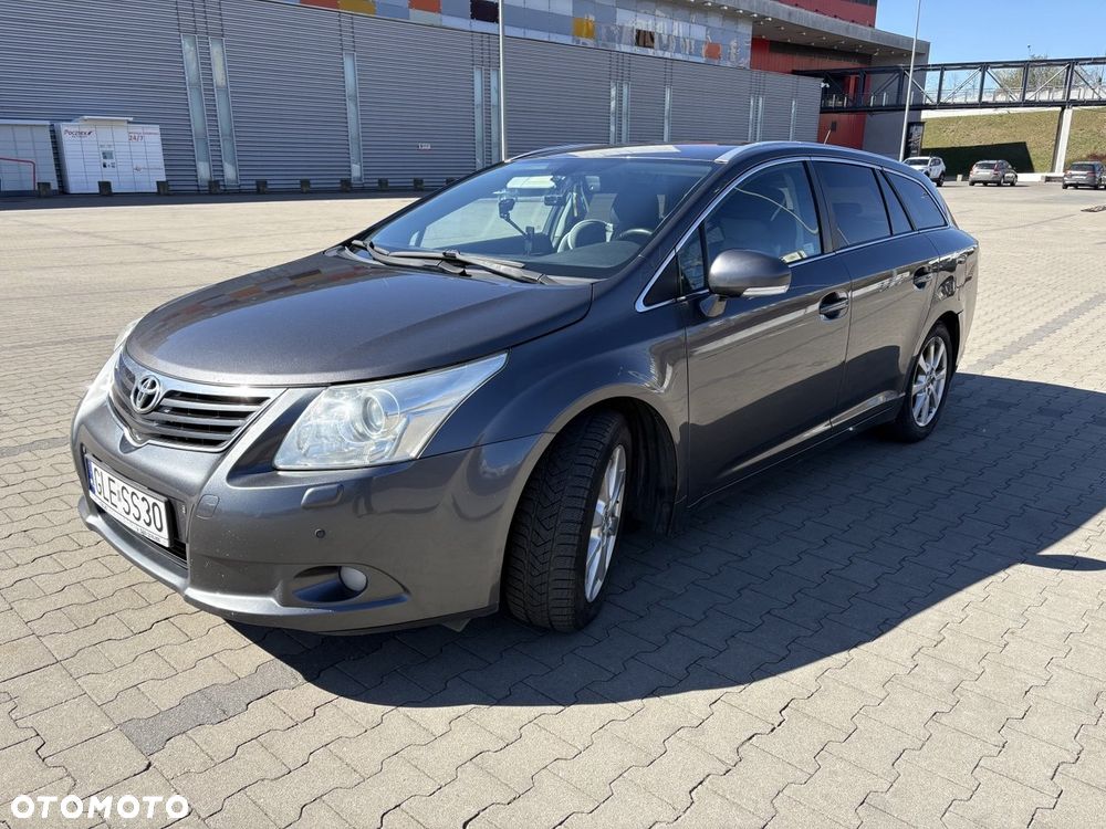 Toyota Avensis 2.2 D-4D Prestige - 3