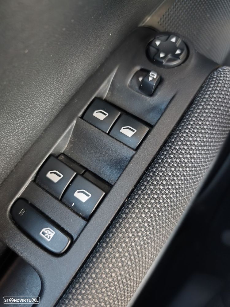 Citroën C3 Aircross 1.2 PureTech Shine - 38