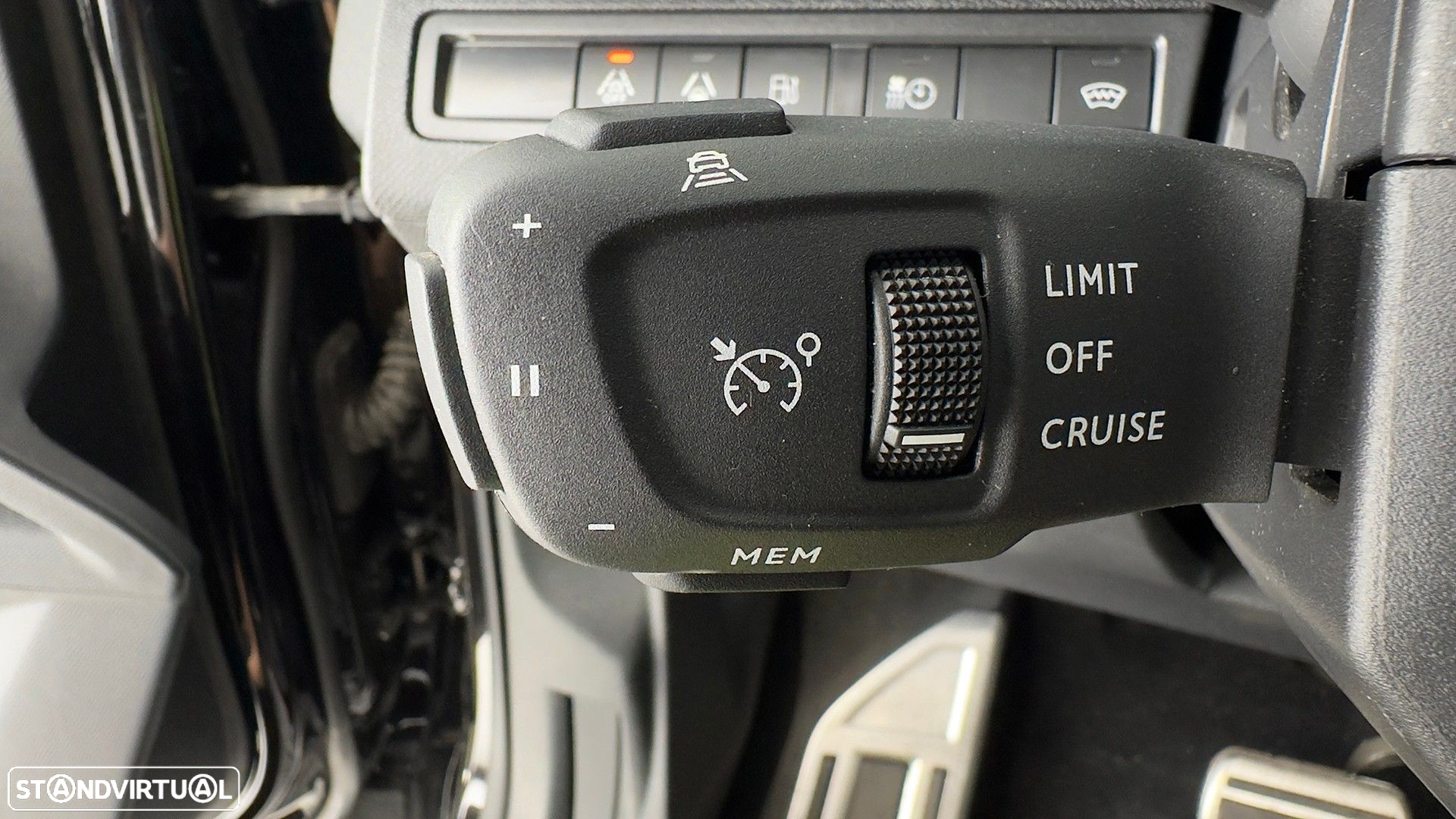 Peugeot 3008 1.6 Hybrid GT Pack e-EAT8 - 35
