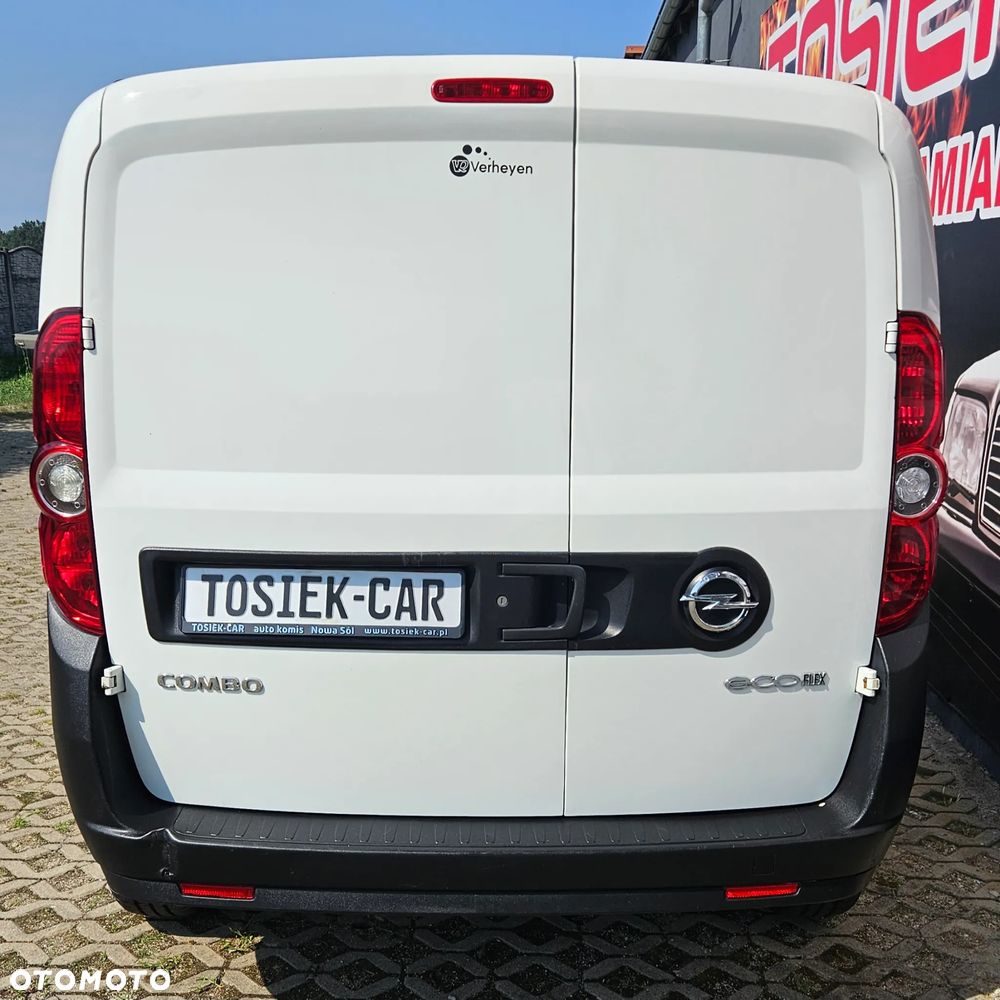 Opel COMBO - 17