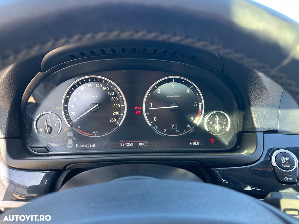 BMW Seria 5 520d - 12
