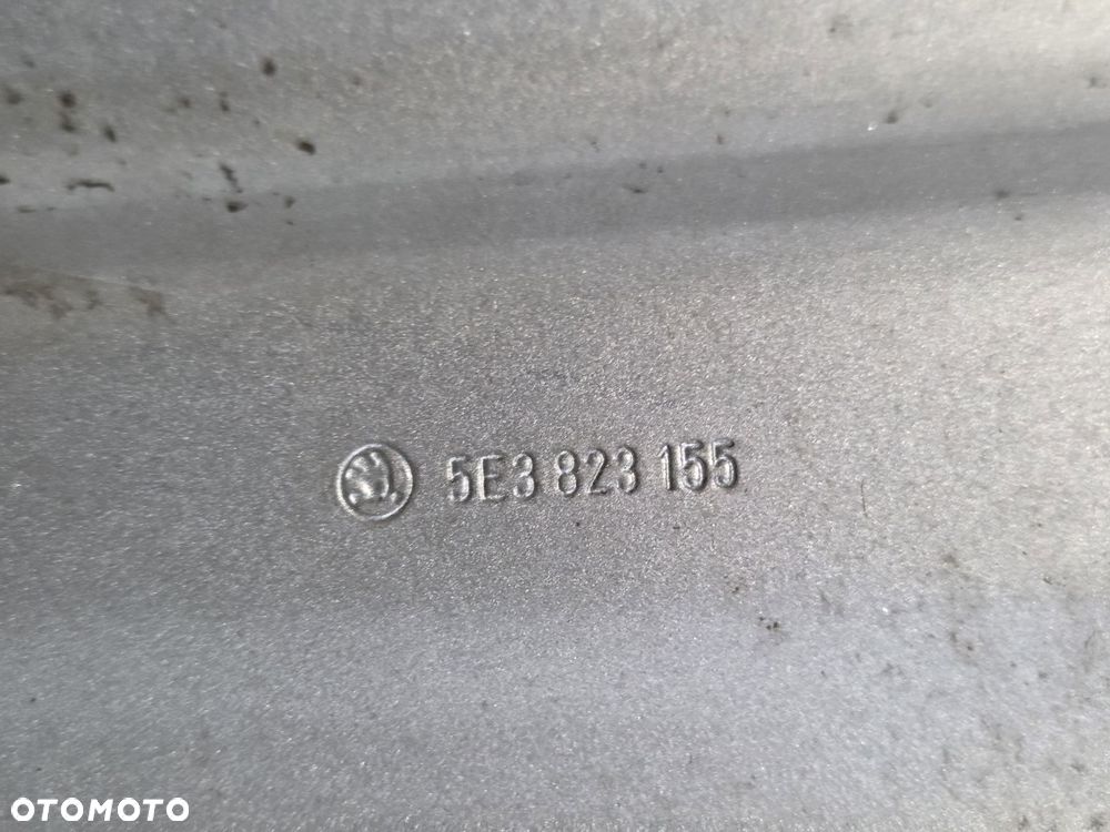 SKODA OCTAVIA IV 5E3 MASKA POKRYWA SILNIKA 5E3823155 - 15