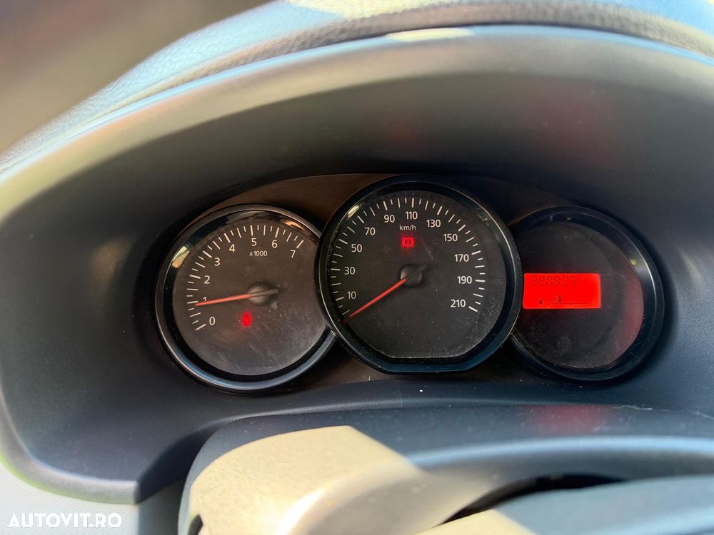 Dacia Logan 1.2 Laureate - 8