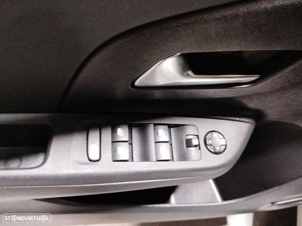 Opel Corsa 1.2 T GS - 12