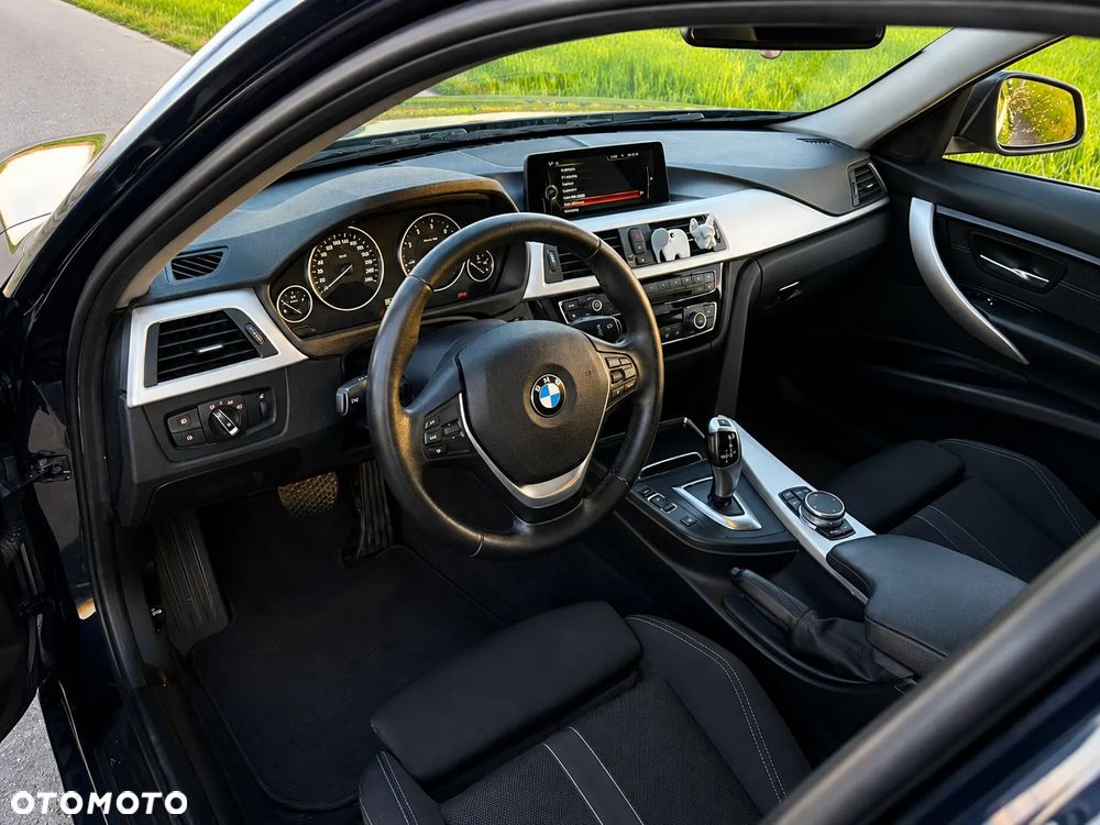 BMW Seria 3 320d Efficient Dynamics - 7