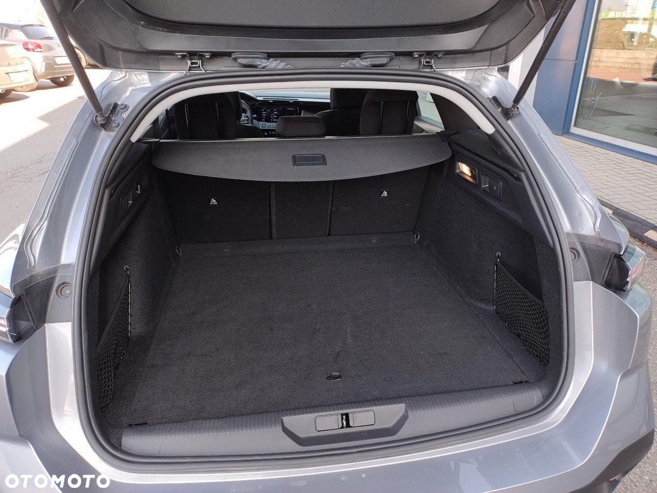 Peugeot 308 1.5 BlueHDi Active Pack S&S EAT8 - 6