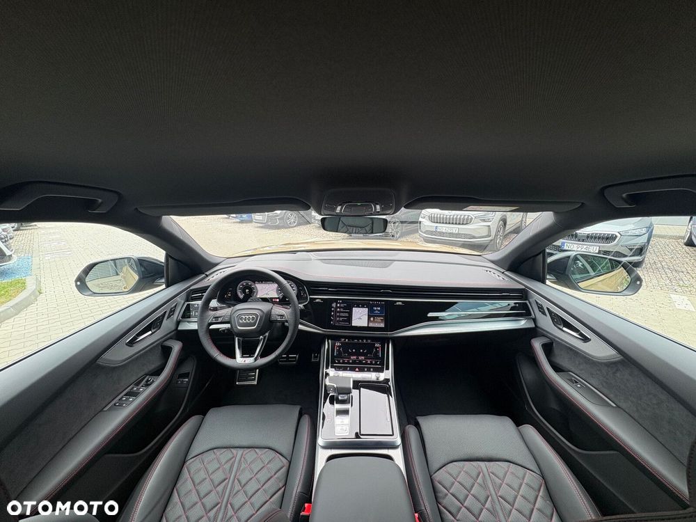 Audi Q8 - 12