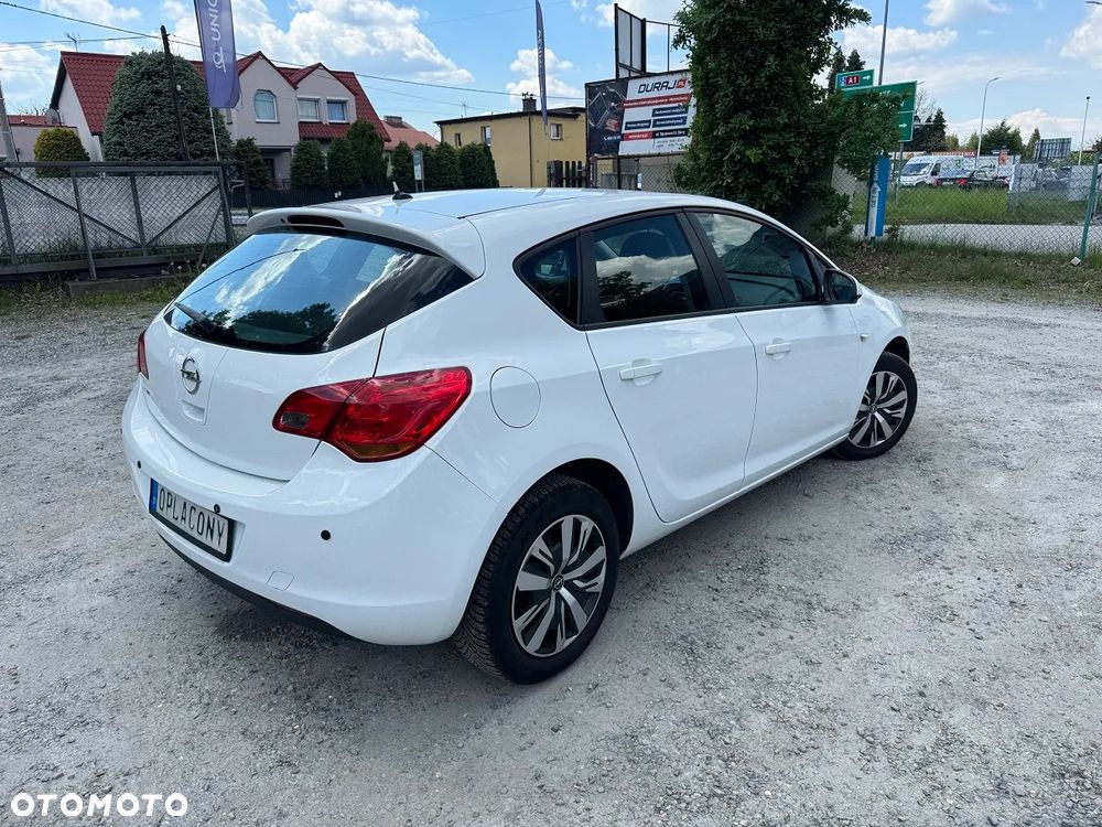 Opel Astra - 9