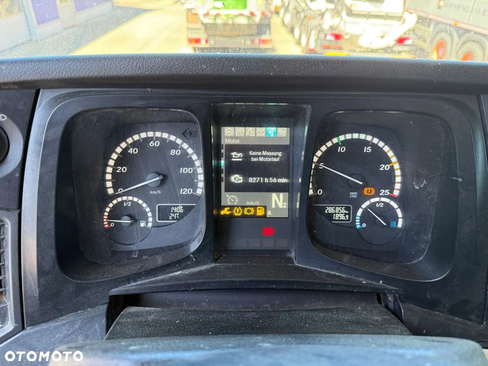 Mercedes-Benz AROCS 2045 4x4 EURO6 CIĄGNIK SIODŁOWY Z DWUOBWODOWĄ HYDRAULIKĄ WYWROTU - 9
