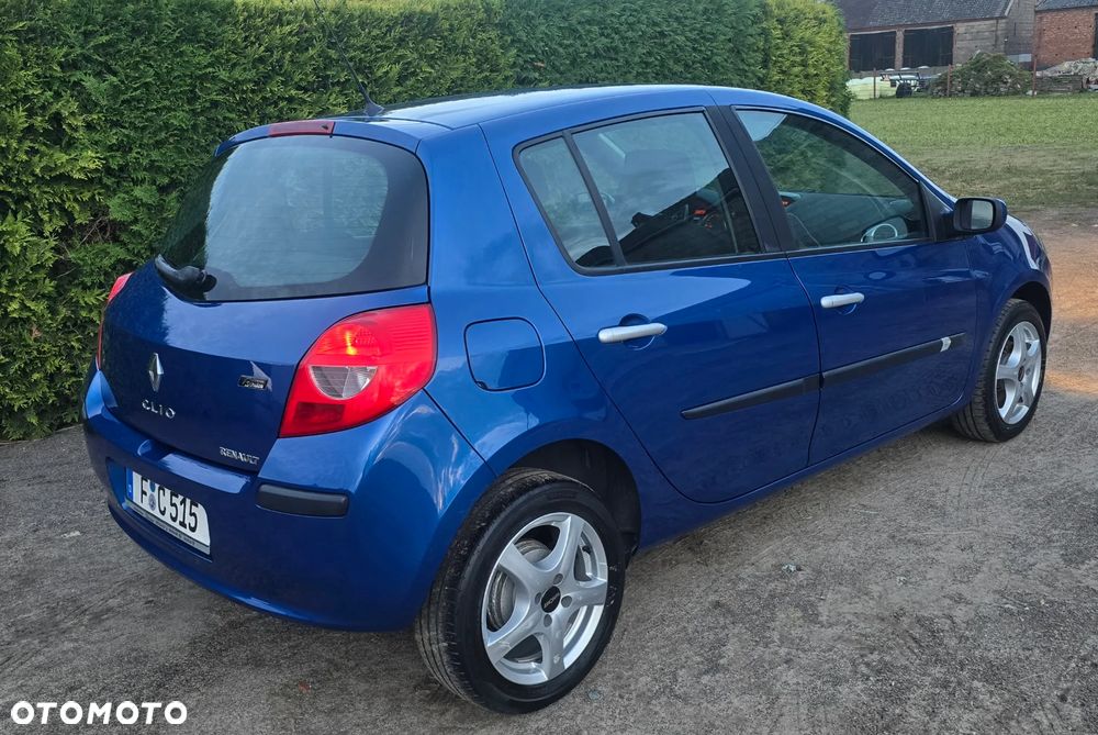 Renault Clio 1.2 16V Exception - 3