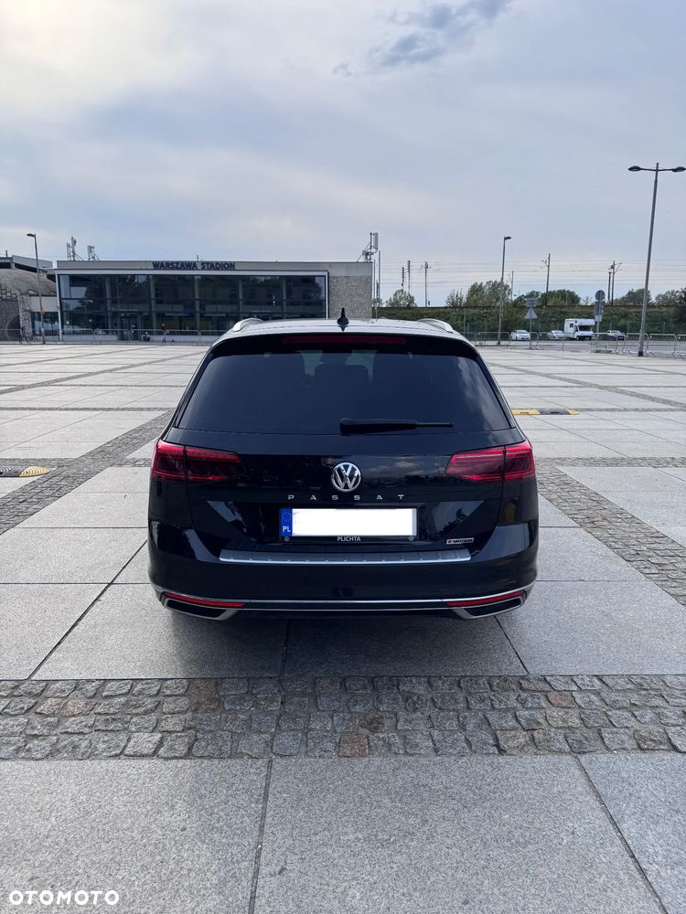 Volkswagen Passat 2.0 TSI 4Mot Elegance DSG - 4
