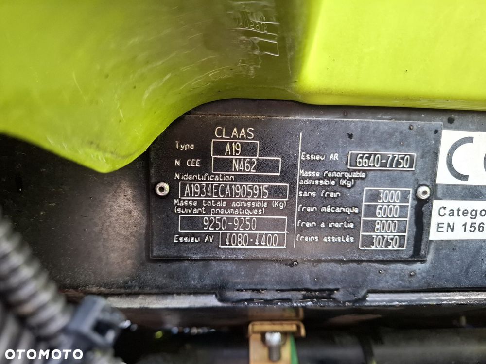 Claas ARION 640 - 8