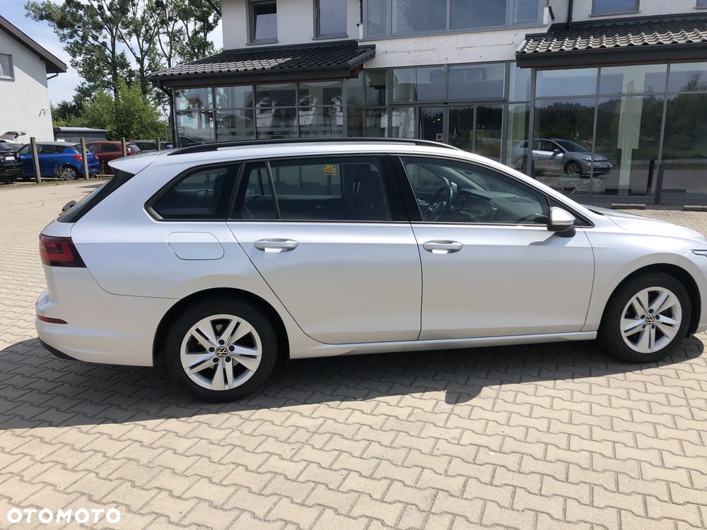 Volkswagen Golf Variant 2.0 TDI Life - 2