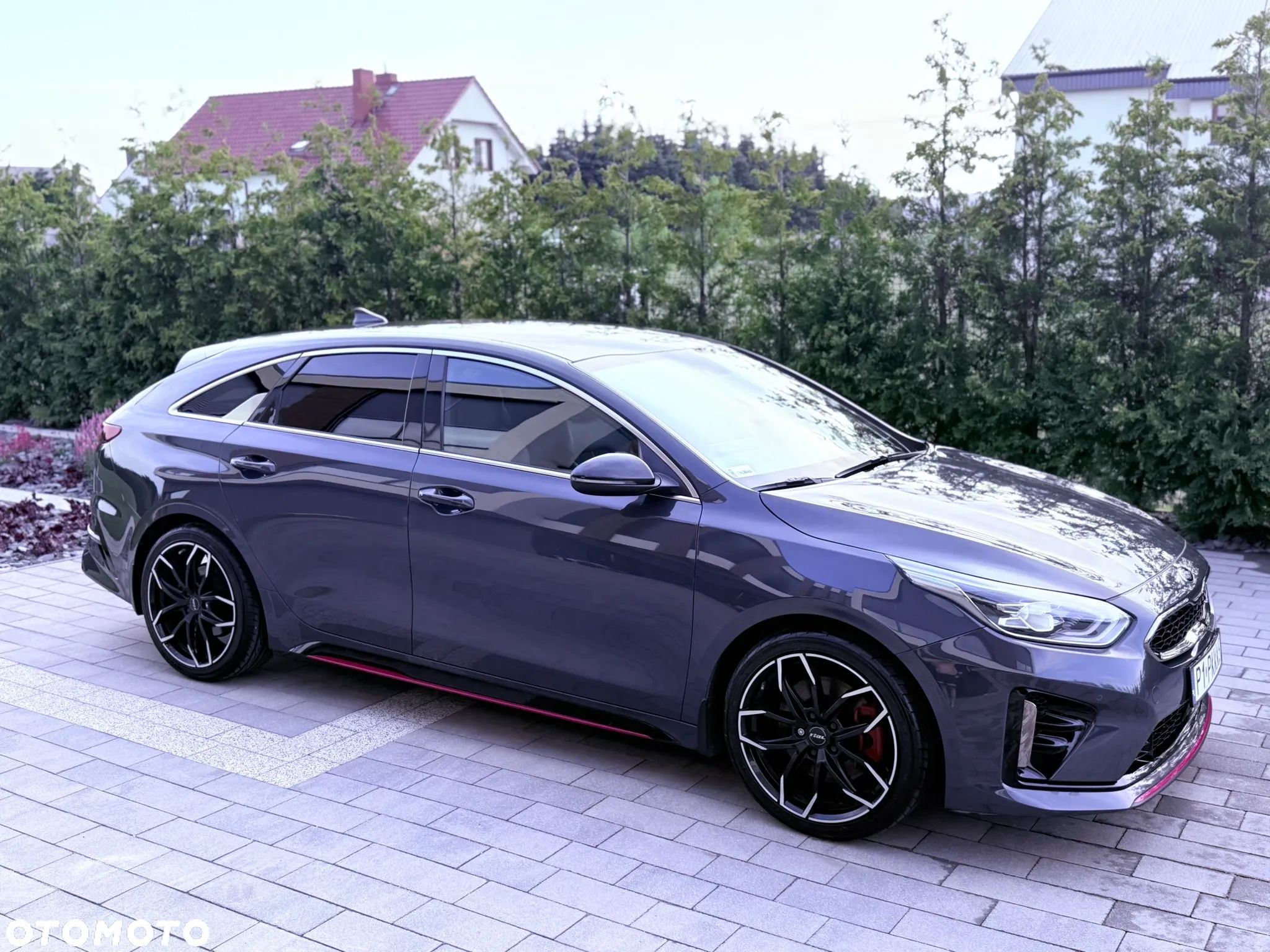 Kia ProCeed 1.6 T-GDI GT DCT - 1