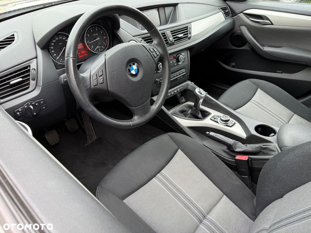 BMW X1 xDrive20i - 14