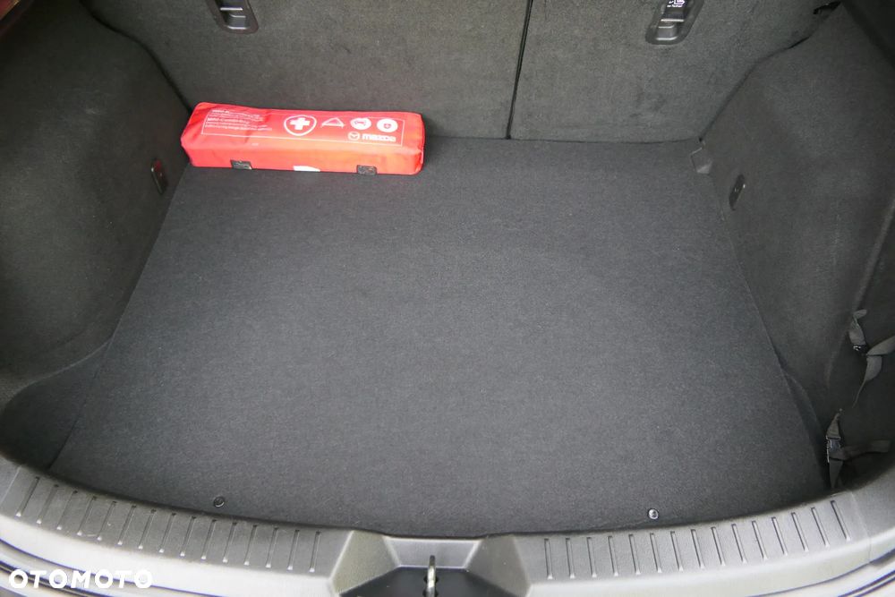 Mazda 3 SKYACTIV-G 120 Sports-Line - 37