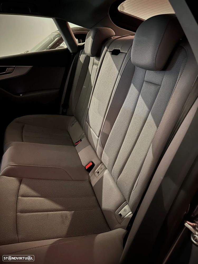 Audi A5 Limousine ver-2-0-tdi-ultra-dpf - 9