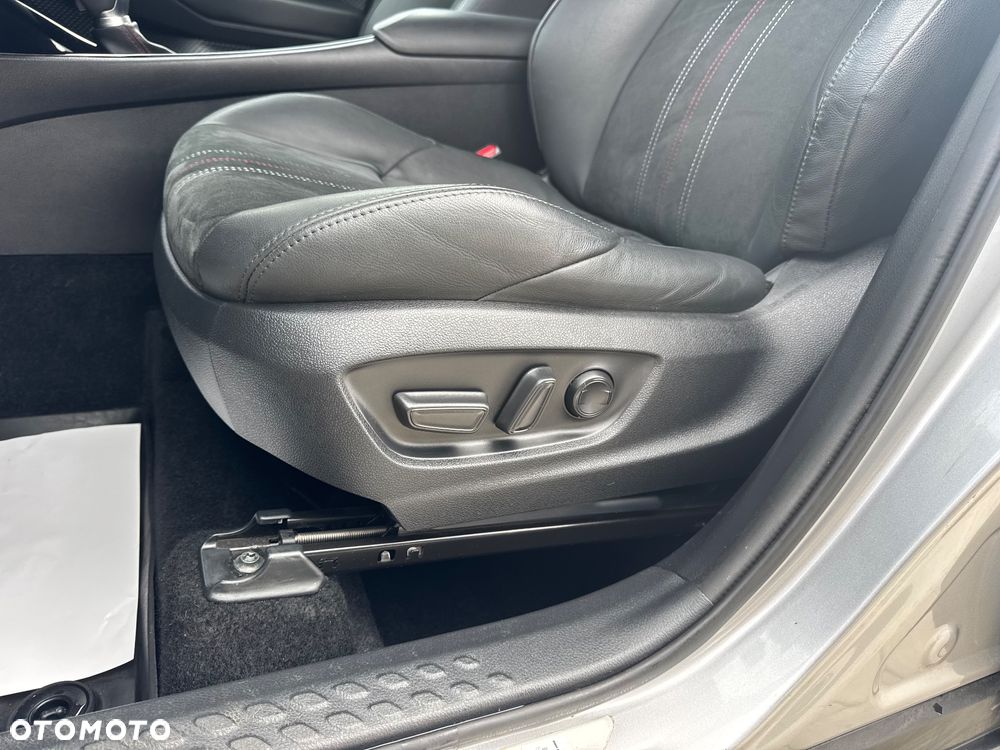 Toyota C-HR 1.8 Hybrid GPF GR Sport - 21