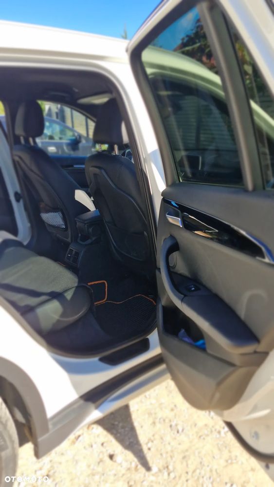 BMW X1 - 16