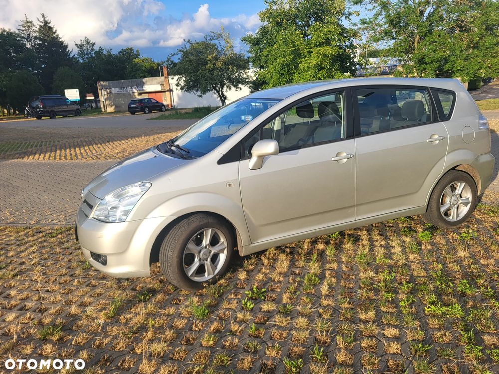Toyota Corolla Verso 1.8 Sol 7os - 17