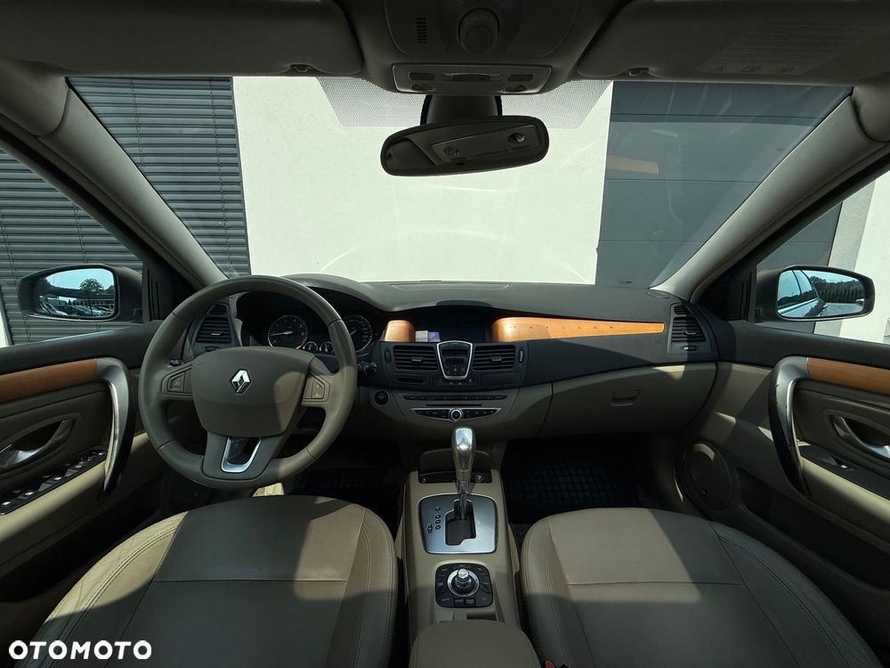 Renault Laguna 2.0 TCe 170 Initiale - 8