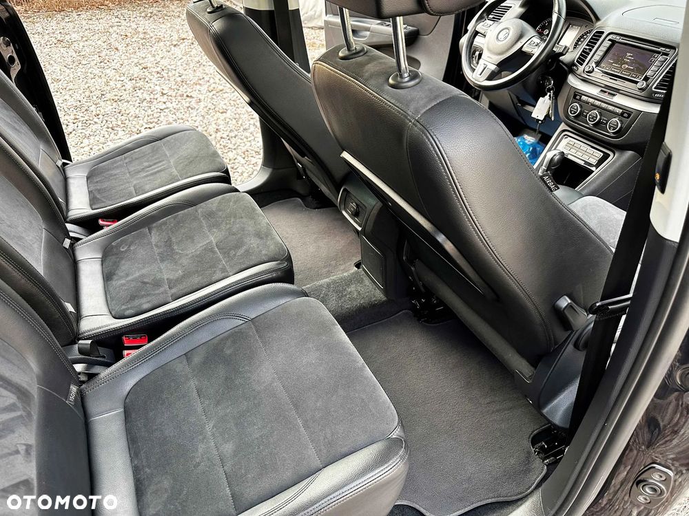 Volkswagen Sharan 2.0 TDI DSG BlueMotion Technology Comfortline - 20