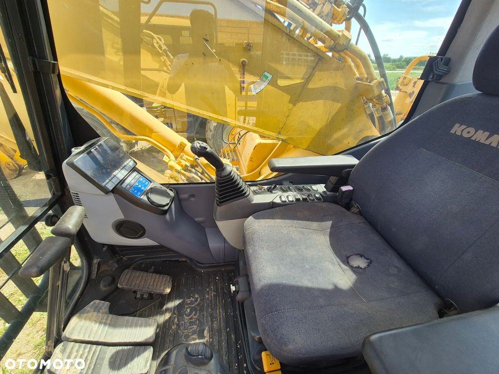 Komatsu PC350HD-8 - 3