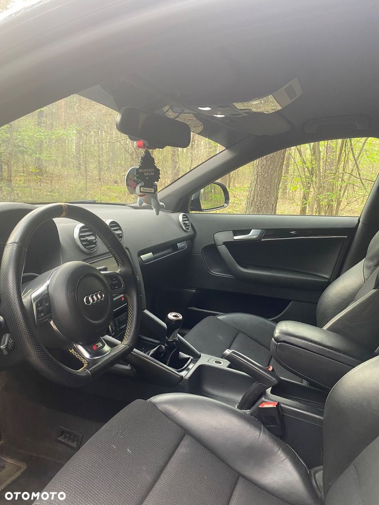 Audi A3 Sportback 2.0 TDI DPF quattro S line Sportpaket - 8