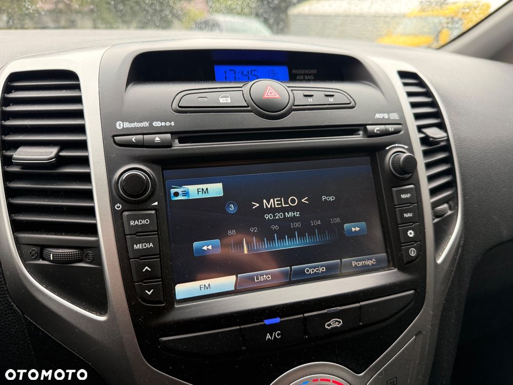 Hyundai ix20 1.4 blue YES Silver - 21