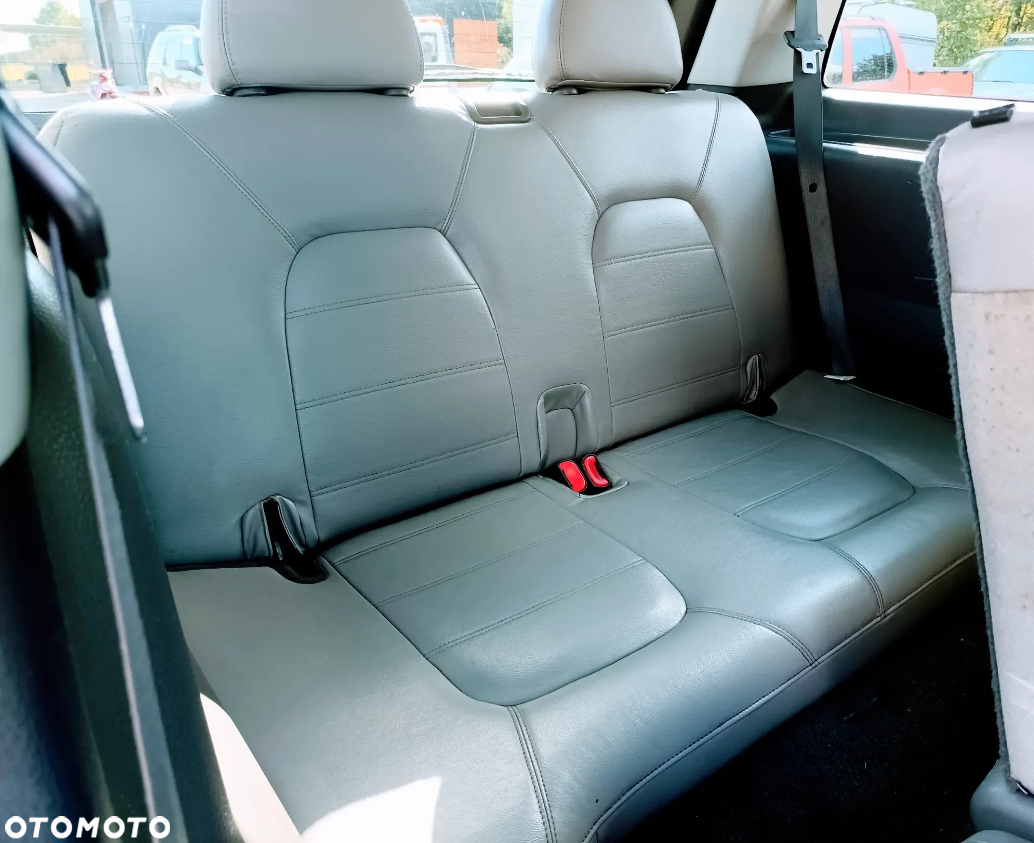 Ford Explorer 4.0 - 8