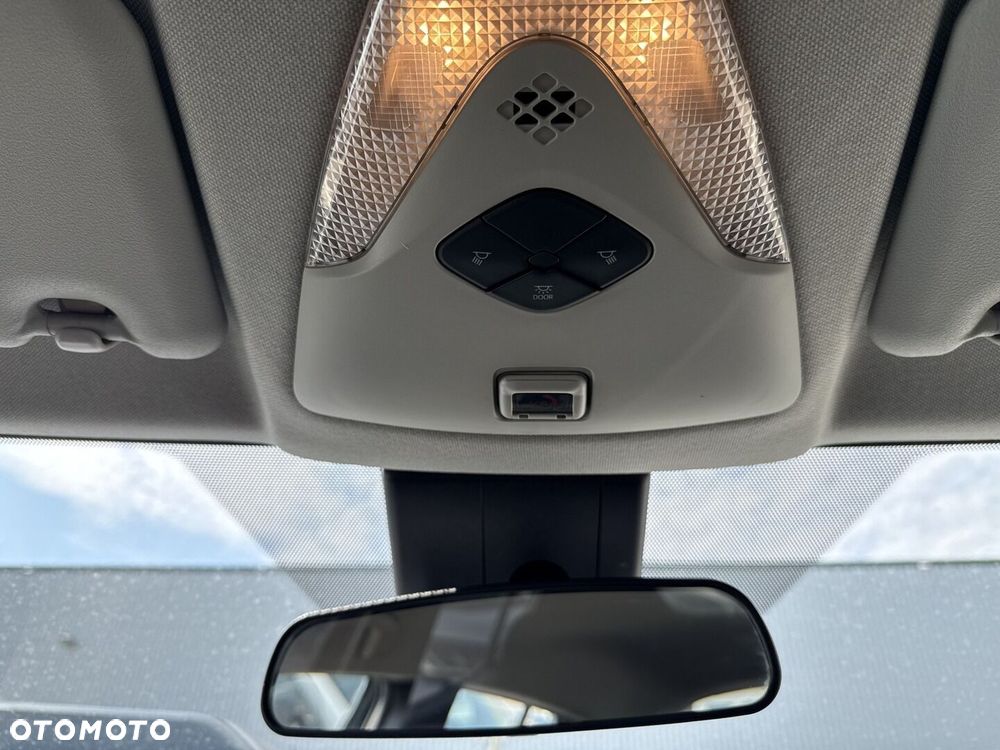 Toyota C-HR 1.8 Hybrid GPF Comfort - 24