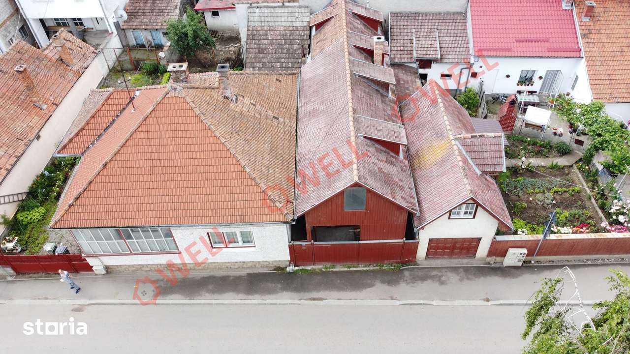 Atelier de vânzare, transformabil în casă, pe str Váradi József - Imagine principală: 2/14
