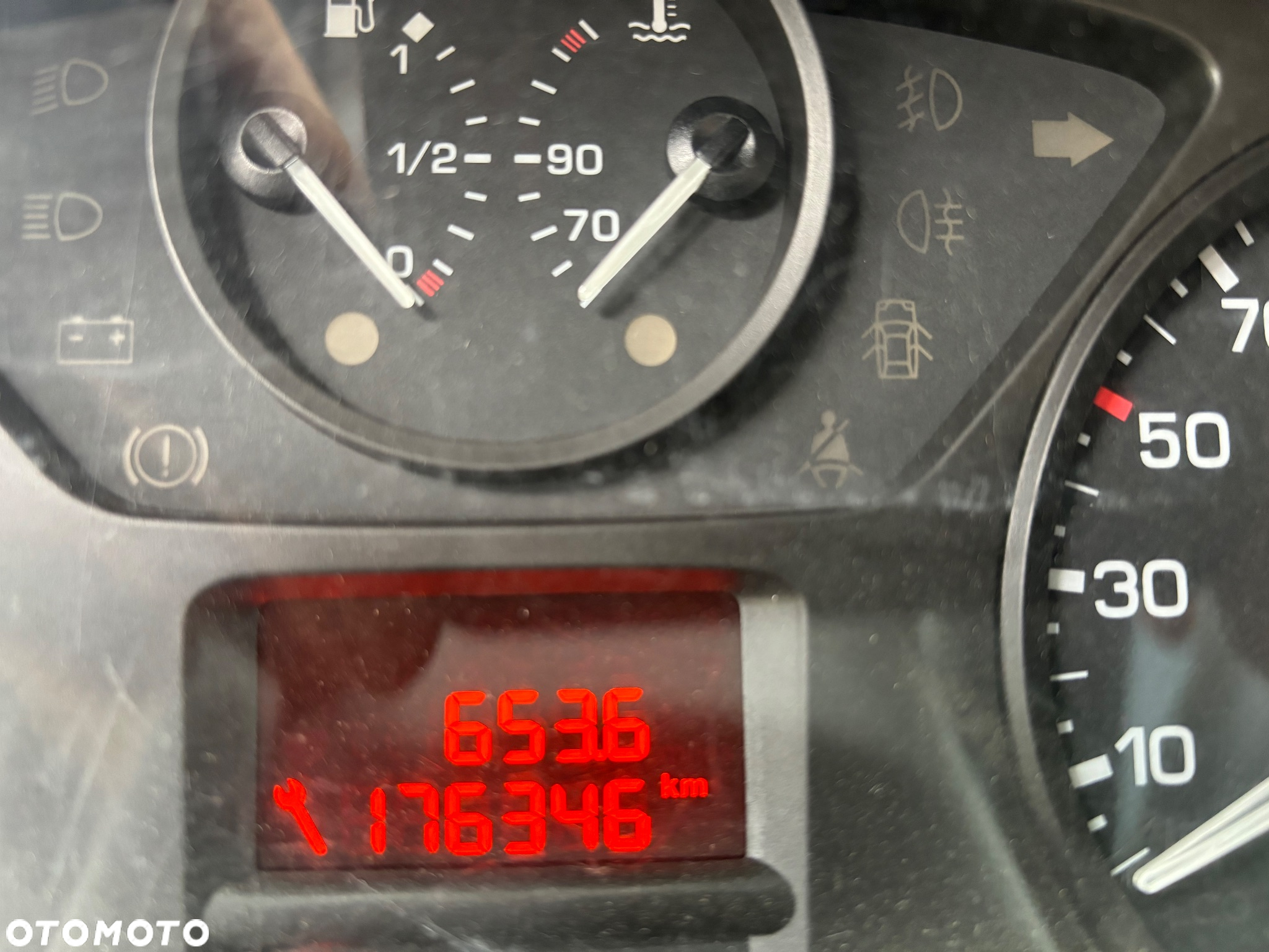 Citroën BERLINGO - 8