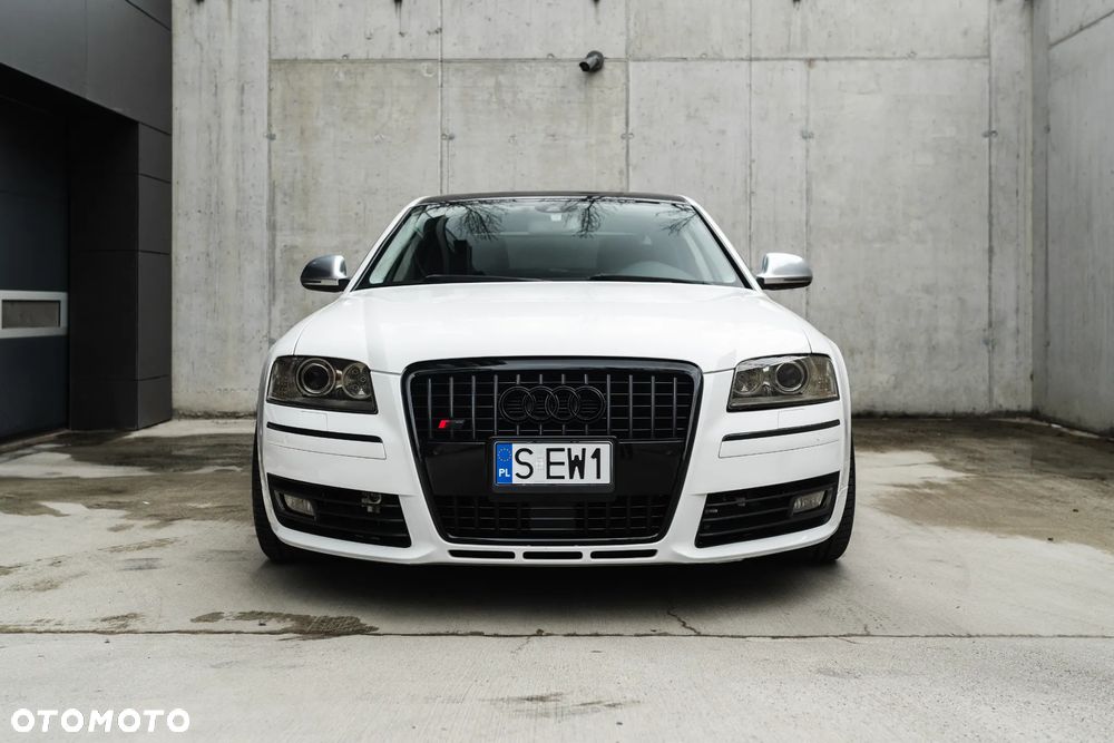 Audi S8 - 11