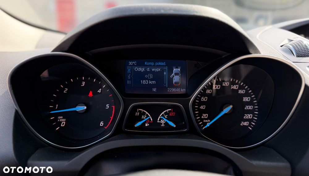 Ford Kuga 2.0 TDCi 4WD Trend - 24