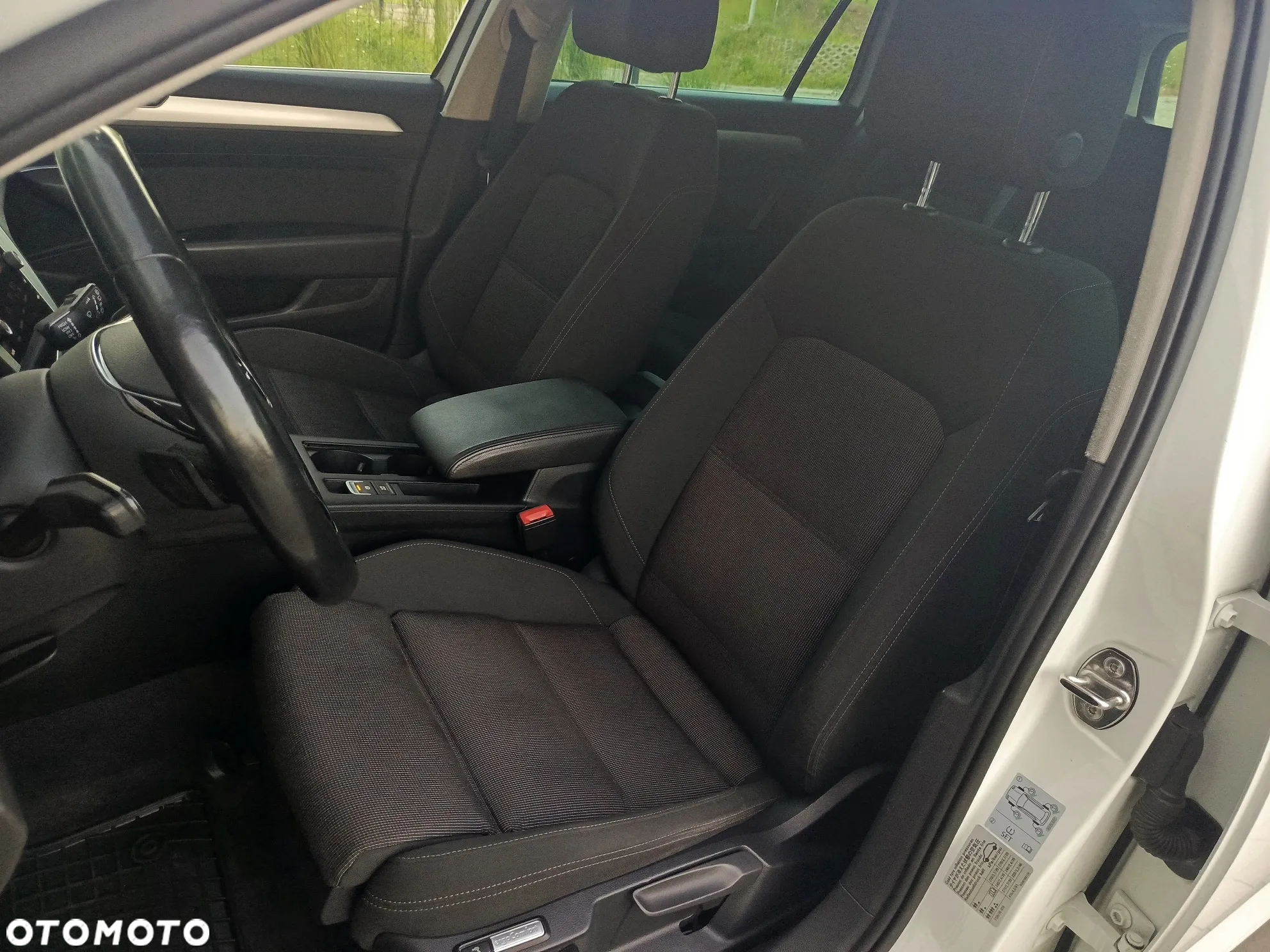 Volkswagen Passat 2.0 TDI BMT Highline DSG - 22