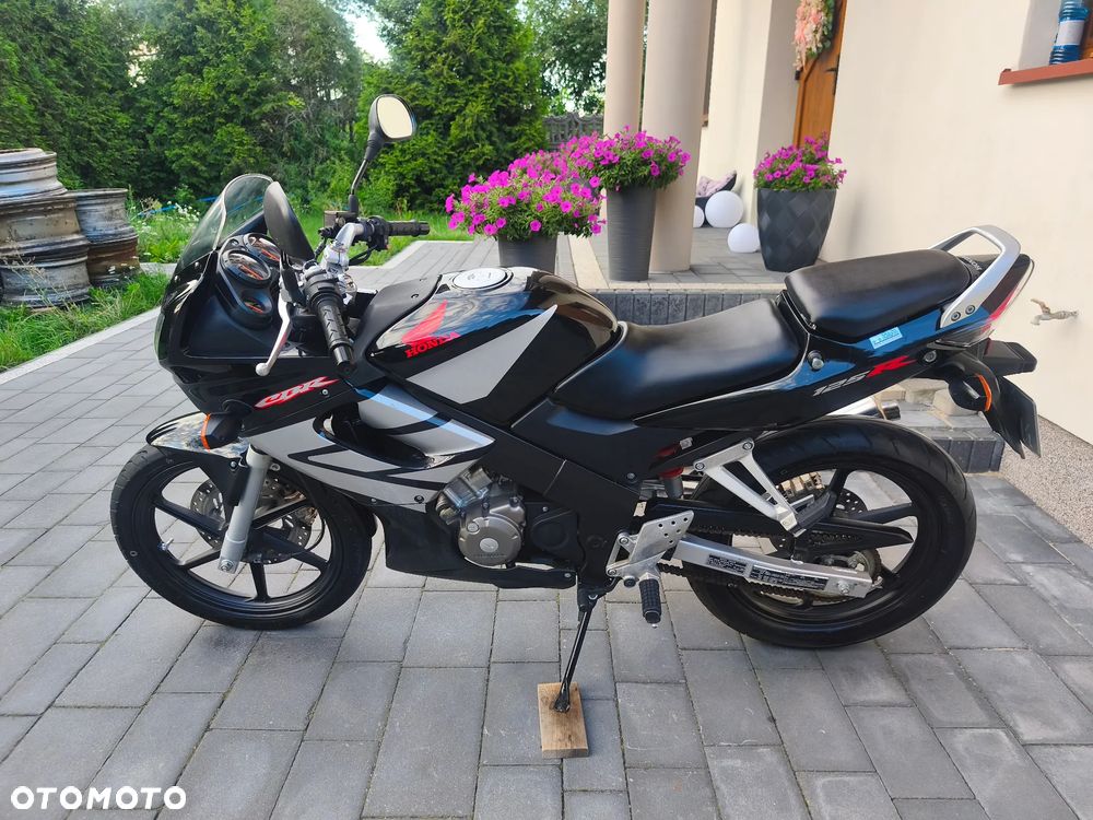 Honda CBR - 7
